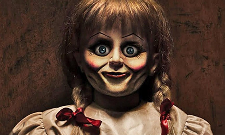 Búp bê Annabelle là một trong những đồ vật ma ám nổi tiếng